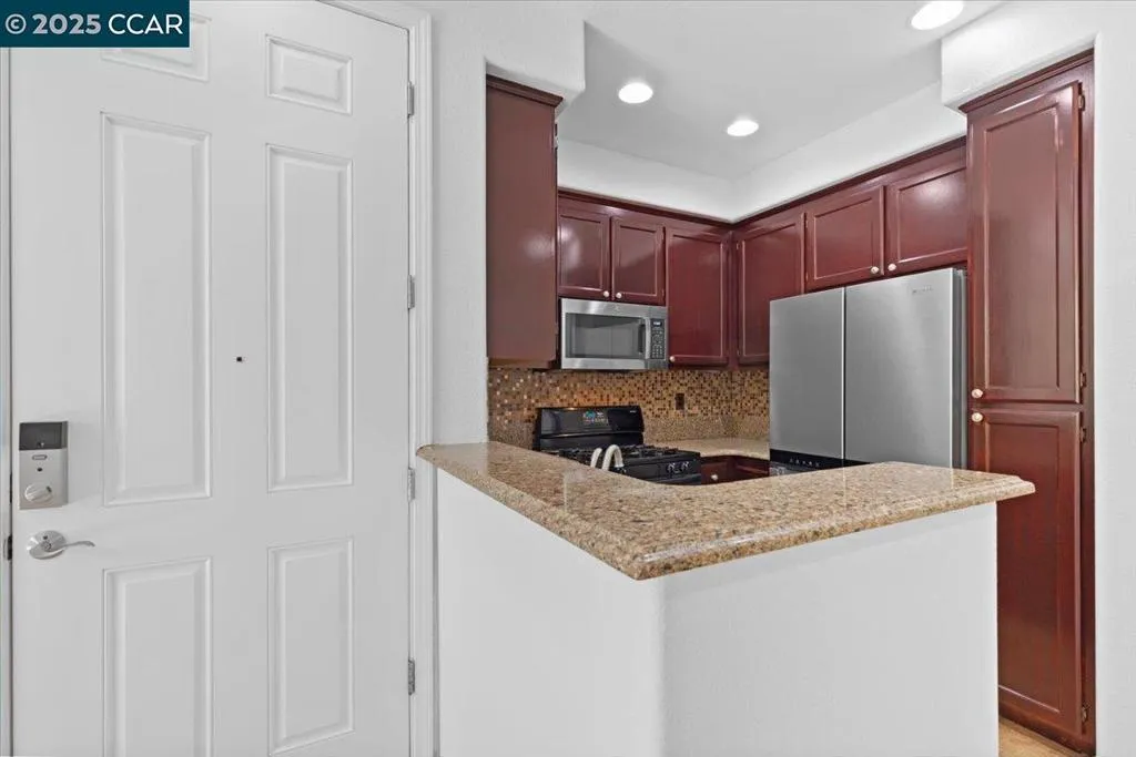 1582 Chandler St 131, Oakland, California 94603 home-pic-10